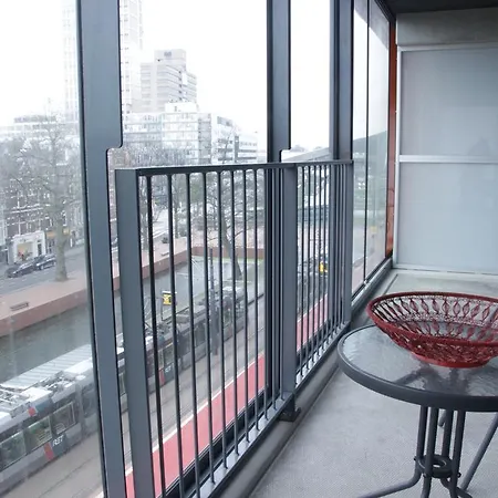 Apartment 570 Calypso Centre With Private Parking *non Smoking*