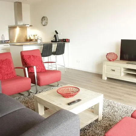 Apartment 570 Calypso Centre With Private Parking *non Smoking* *