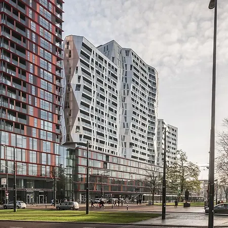570 Calypso Centre With Private Parking *non Smoking* Apartmán